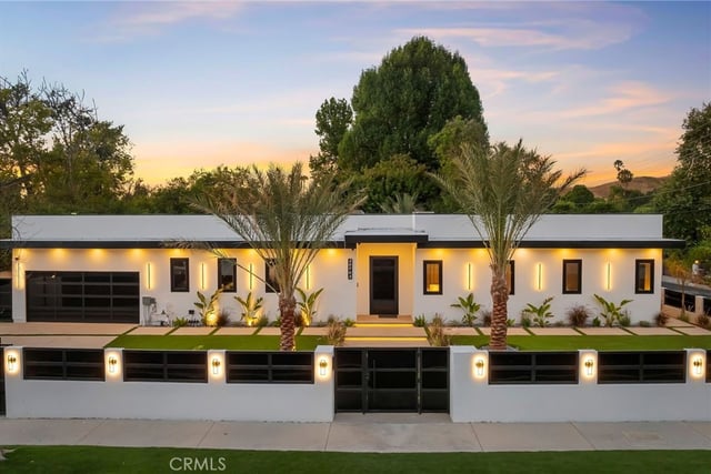 20703 Quedo Dr, Woodland Hills, CA 91364 — photo 2 of 70
