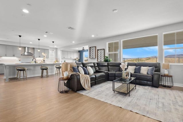 39210 Stallion Drive, Palmdale, CA 93551 — photo 15 of 72