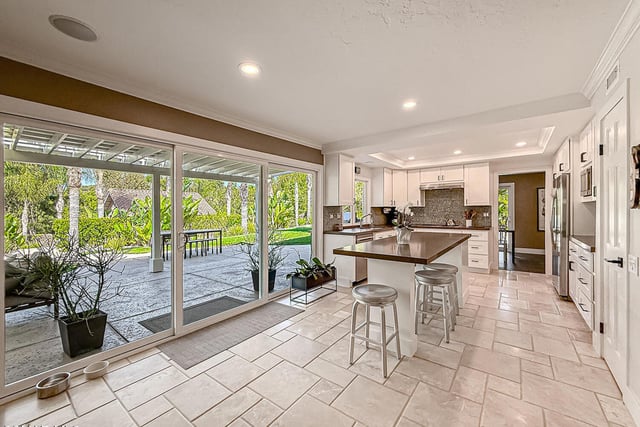 687 Stonebrook Street, Simi Valley, CA 93065 — photo 17 of 85