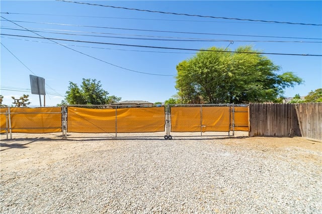 42701 40th Street W, Lancaster, CA 93536 — photo 29 of 36