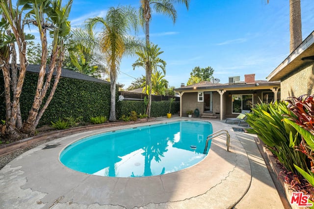 3416 W Clark Avenue, Burbank, CA 91505 — photo 23 of 35
