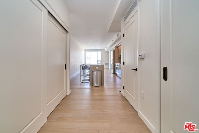 1050 S Grand Avenue 1008, Los Angeles, CA 90015 — photo 11 of 58