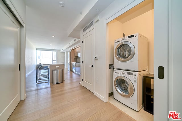 1050 S Grand Avenue 1008, Los Angeles, CA 90015 — photo 12 of 58