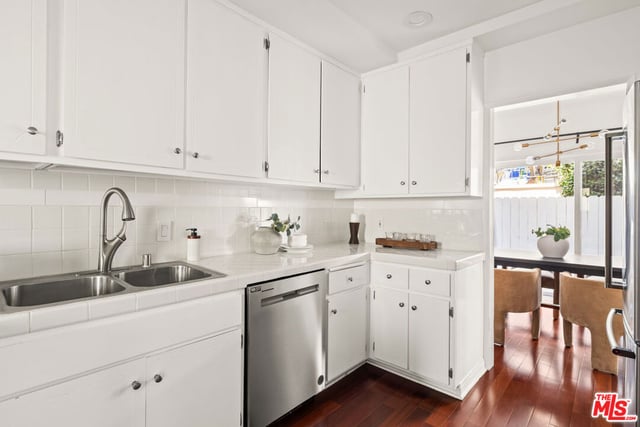 1127 9th Street 103, Santa Monica, CA 90403 — photo 12 of 31