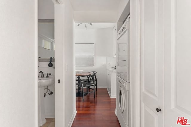 1127 9th Street 103, Santa Monica, CA 90403 — photo 14 of 31