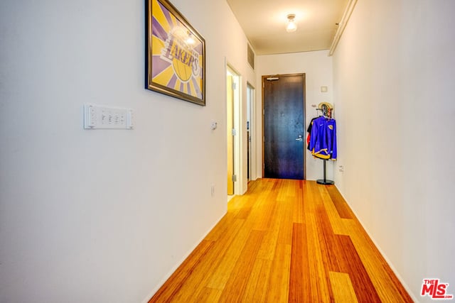 1111 S Grand Avenue 706, Los Angeles, CA 90015 — photo 19 of 39