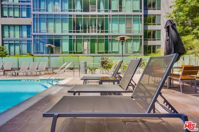 1111 S Grand Avenue 706, Los Angeles, CA 90015 — photo 35 of 39