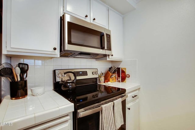 750 N Kings Road 117, West Hollywood, CA 90069 — photo 7 of 23