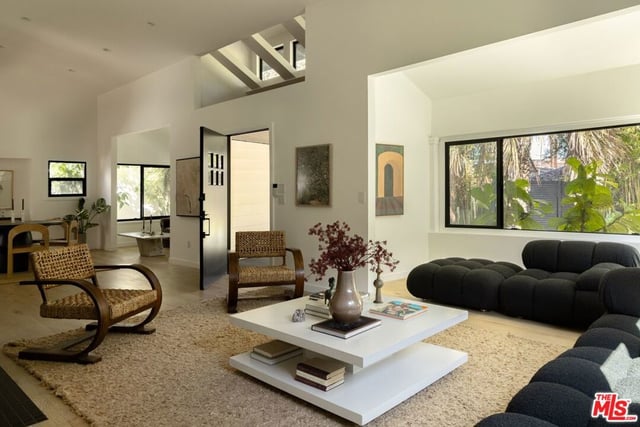 949 Nowita Place, Venice, CA 90291 — photo 13 of 38