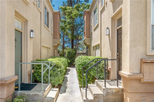 26939 Hillsborough Parkway 20, Valencia, CA 91354 — photo 2 of 25