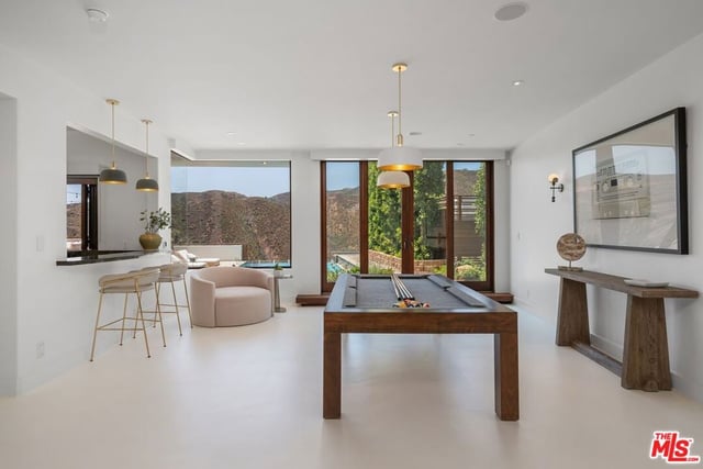 1535 Umeo Road, Pacific Palisades, CA 90272 — photo 20 of 36