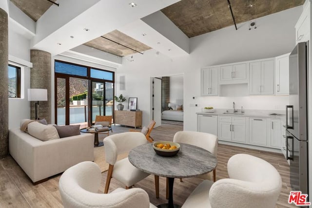 1535 Umeo Road, Pacific Palisades, CA 90272 — photo 29 of 36