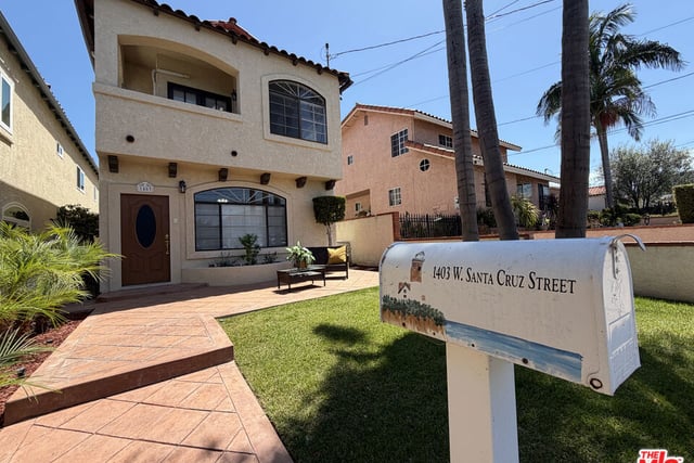 1403 W Santa Cruz Street, Los Angeles, CA 90732 — photo 3 of 16