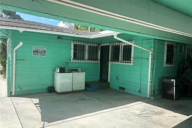 4727 Oakwood Avenue, Los Angeles, CA 90004 — photo 27 of 44