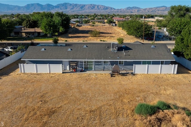 10031 E Avenue R10, Littlerock, CA 93543 — photo 9 of 52