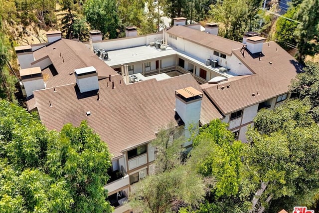 3480 Barham Boulevard 325, Los Angeles, CA 90068 — photo 10 of 17