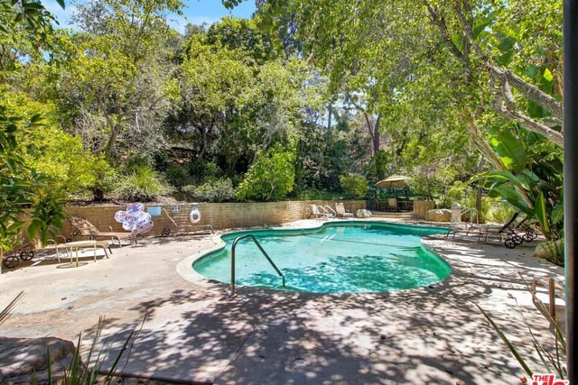 3480 Barham Boulevard 325, Los Angeles, CA 90068 — photo 11 of 17