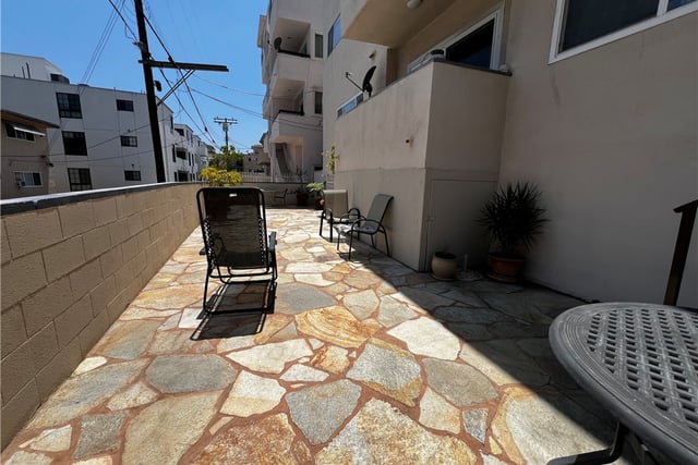 11820 Mayfield 317, Los Angeles, CA 90049 — photo 20 of 25