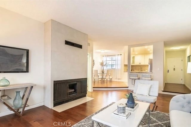 11820 Mayfield 317, Los Angeles, CA 90049 — photo 8 of 25