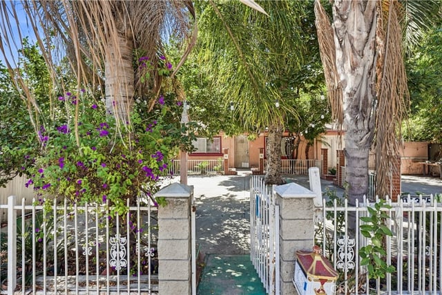 12375 Poinsettia, El Monte, CA 91732 — photo 3 of 25