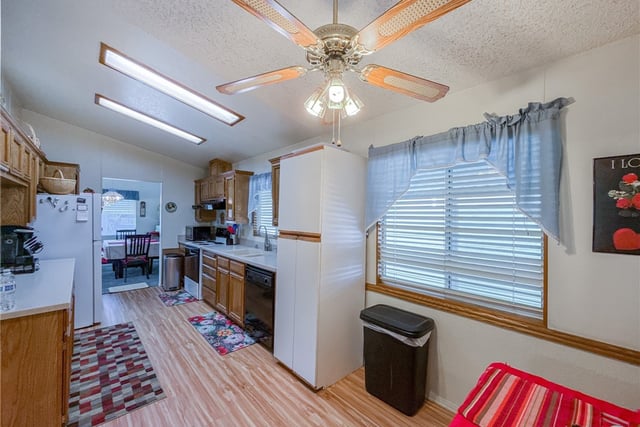 45465 E 25th Street 26, Lancaster, CA 93535 — photo 11 of 48