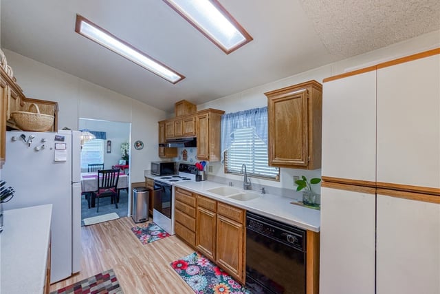 45465 E 25th Street 26, Lancaster, CA 93535 — photo 12 of 48