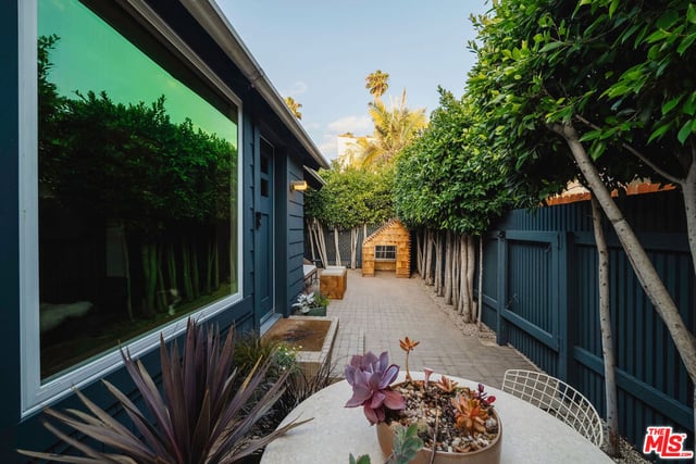 1398 N Serrano Avenue, Los Angeles, CA 90027 — photo 47 of 53