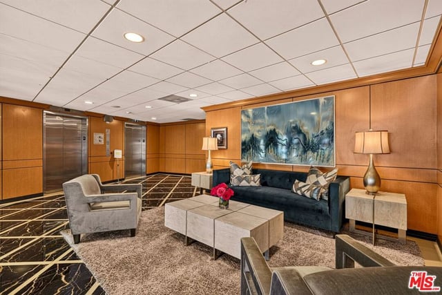 100 S Doheny Drive 402, Los Angeles, CA 90048 — photo 28 of 29