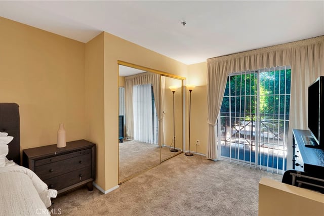 801 Pine Avenue 205, Long Beach, CA 90813 — photo 25 of 59