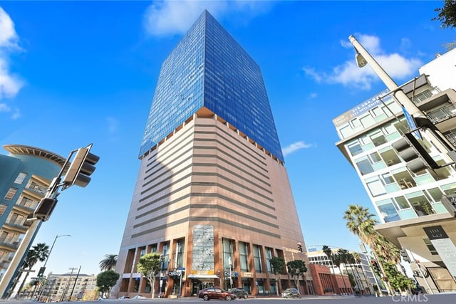 1100 Wilshire Boulevard 3309, Los Angeles, CA 90017 — photo 2 of 38