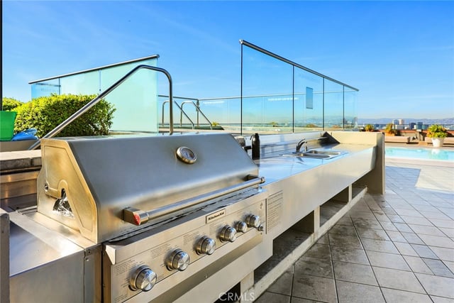 1100 Wilshire Boulevard 3309, Los Angeles, CA 90017 — photo 28 of 38
