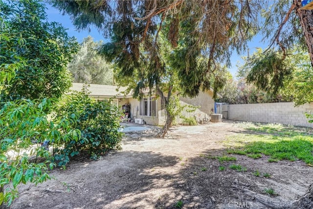 24389 La Glorita, Newhall, CA 91321 — photo 24 of 35