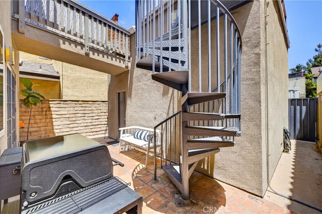 330 Ultimo Avenue, Long Beach, CA 90814 — photo 36 of 44