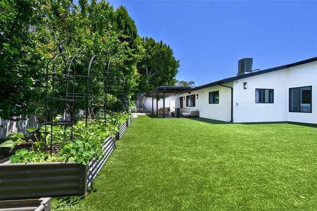 5531 Hermitage, Valley Village, CA 91607 — photo 37 of 37