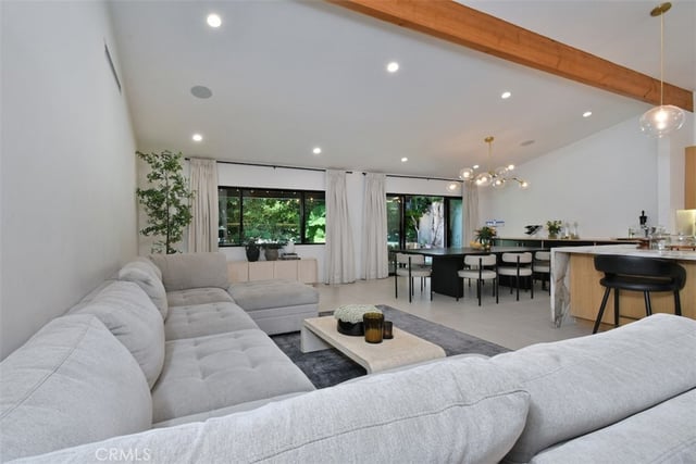 5531 Hermitage, Valley Village, CA 91607 — photo 7 of 37