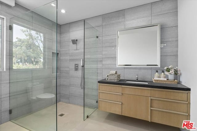 1836 Loma Vista Drive, Beverly Hills, CA 90210 — photo 38 of 49