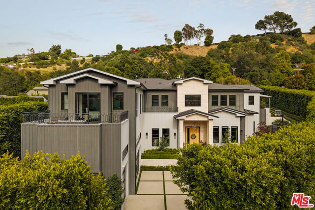 15321 Kingswood Lane, Sherman Oaks, CA 91403 — photo 5 of 50