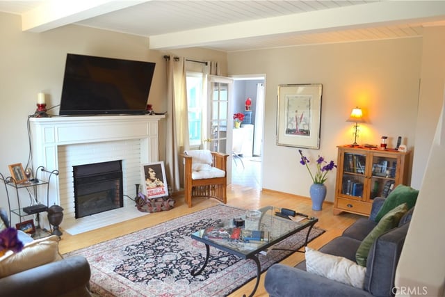 13827 Calvert Street, Valley Glen, CA 91401 — photo 5 of 46