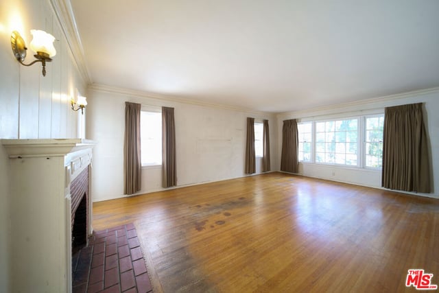 713 N Doheny Drive, Beverly Hills, CA 90210 — photo 19 of 68