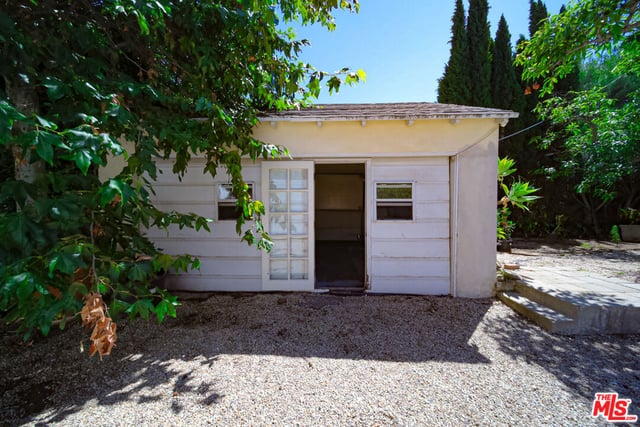 713 N Doheny Drive, Beverly Hills, CA 90210 — photo 60 of 68