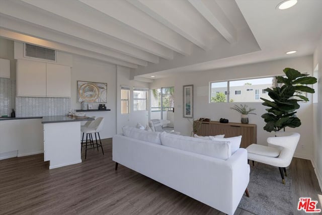 245 Hollister Avenue 1, Santa Monica, CA 90405 — photo 23 of 42