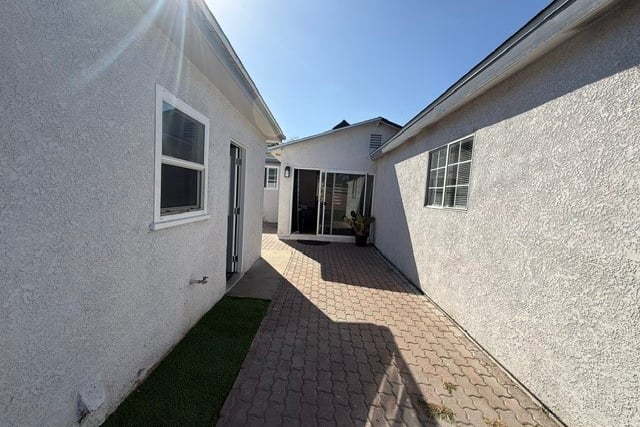 2720 San Francisco, Long Beach, CA 90806 — photo 33 of 37