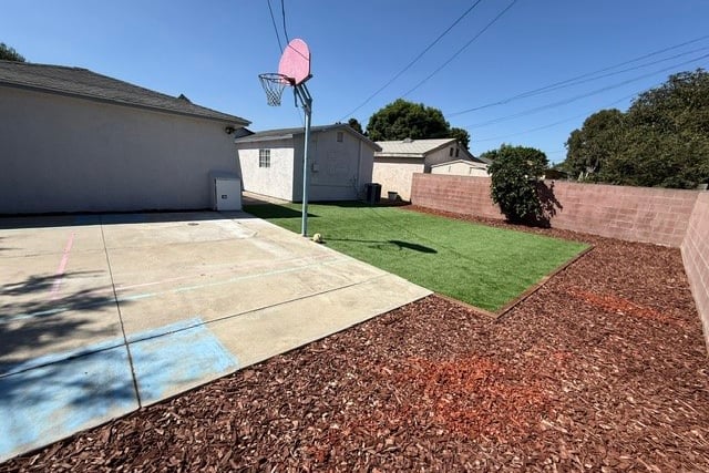 2720 San Francisco, Long Beach, CA 90806 — photo 36 of 37