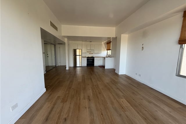 10501 WILSHIRE 814, Los Angeles, CA 90024 — photo 4 of 25
