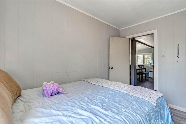 10555 CAYUGA, Pacoima, CA 91331 — photo 16 of 32