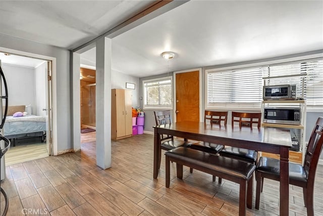 10555 CAYUGA, Pacoima, CA 91331 — photo 3 of 32