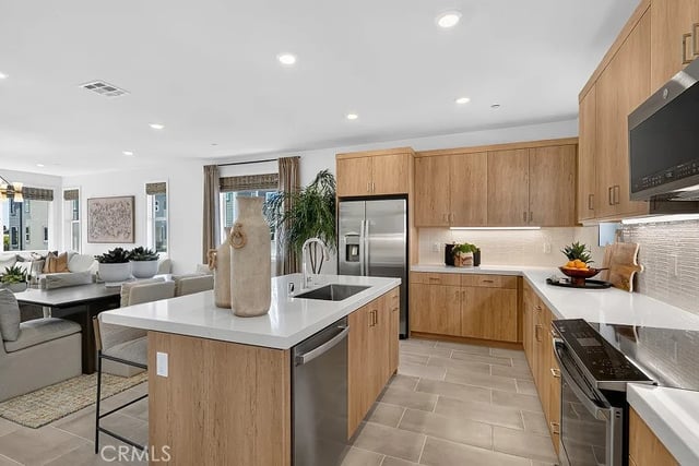 500 Park Drive 21, Carson, CA 90745 — photo 3 of 22