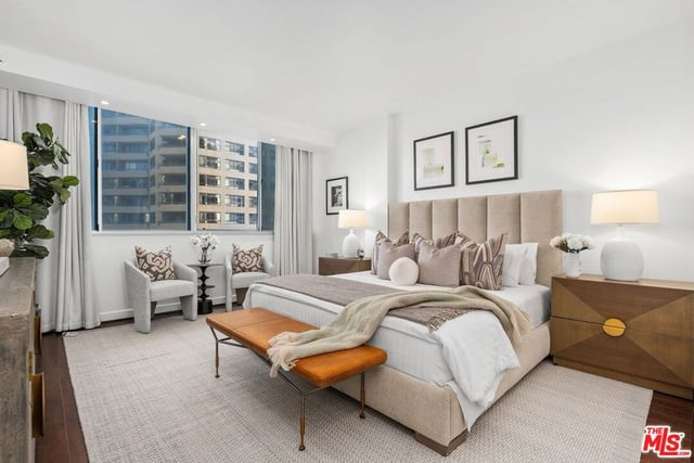 10433 Wilshire Boulevard 602, Los Angeles, CA 90024 — photo 11 of 15