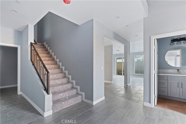 7329 Kelvin, Winnetka, CA 91306 — photo 14 of 34