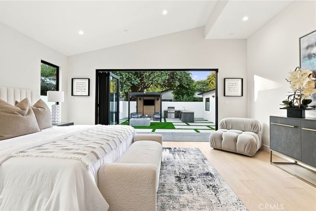 14627 Huston, Sherman Oaks, CA 91403 — photo 21 of 54